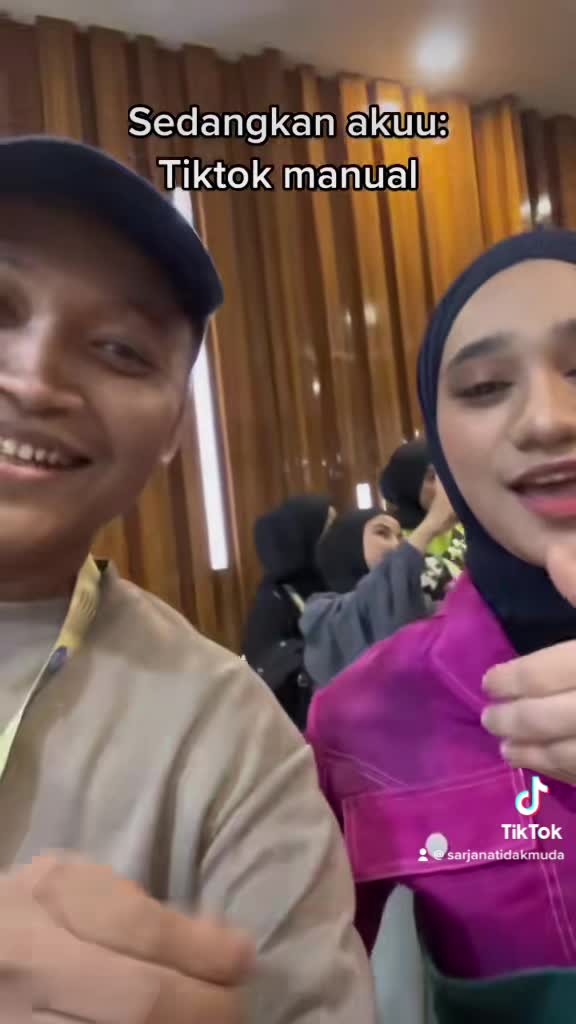 Ketemu artis foto2 ❌Ketemu artis tiktokan ✅