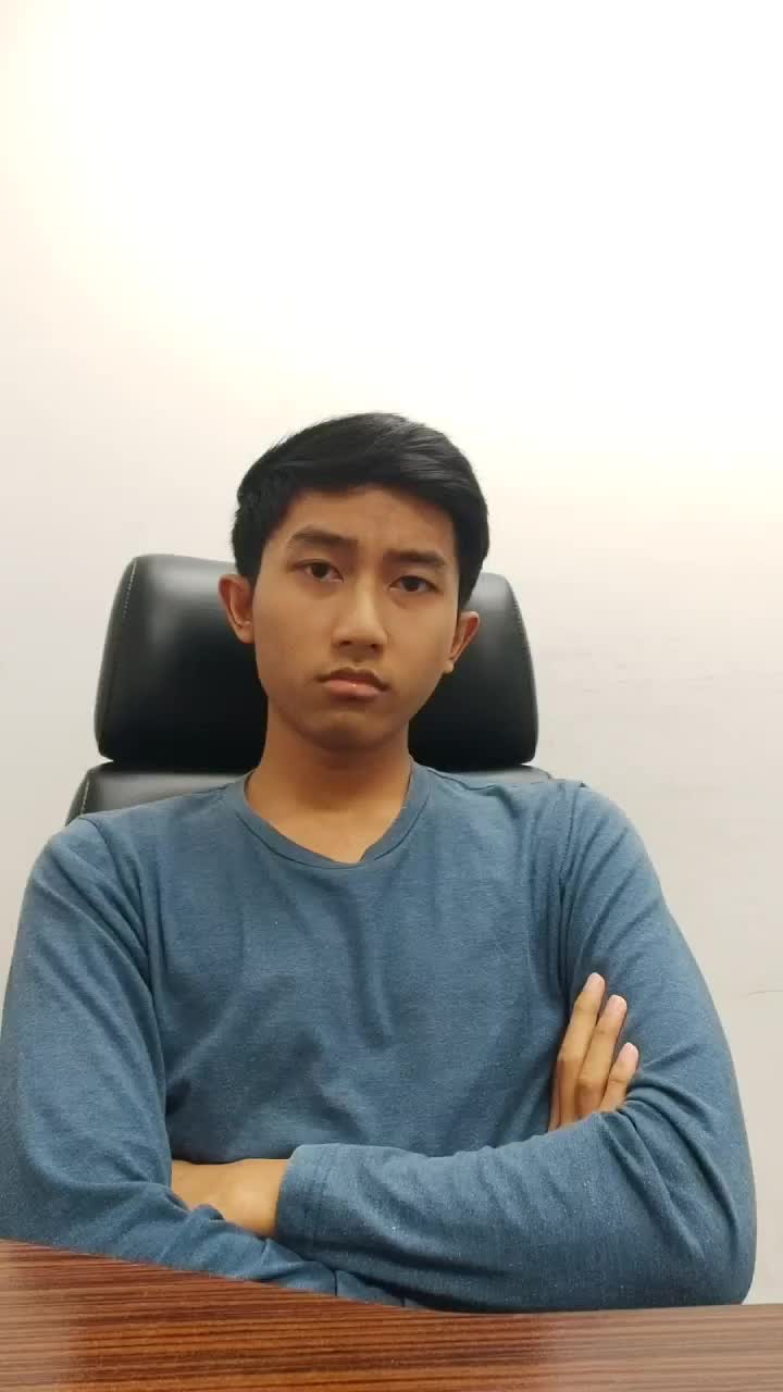 ngeselin banget mukanya wkwkkw