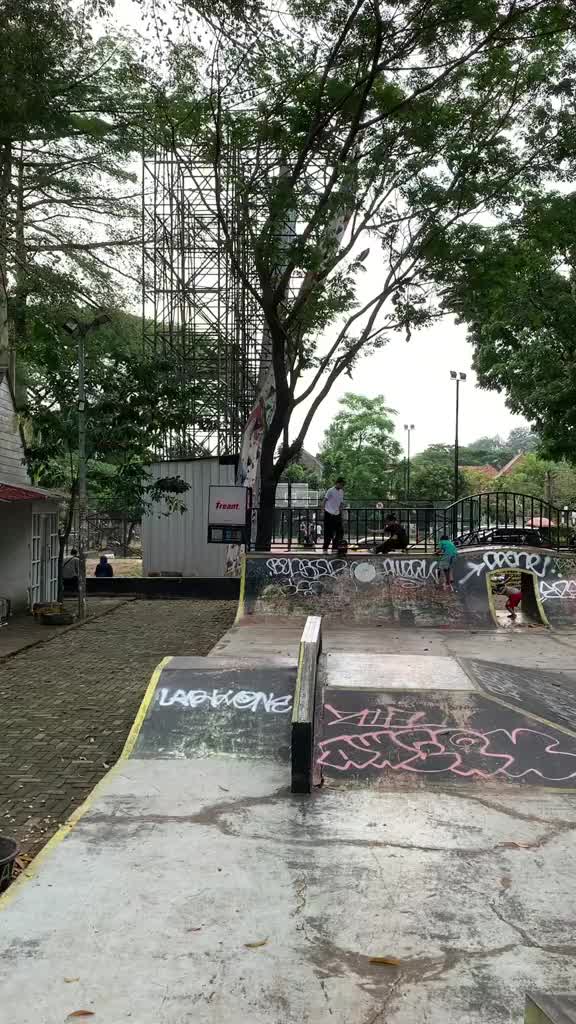 lah kok jatuh!