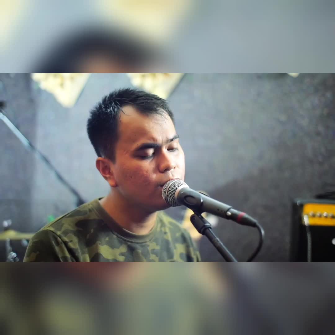 TheSingingBeeIndonesia_Ikarani Yeru Febriawan_Menyanyi