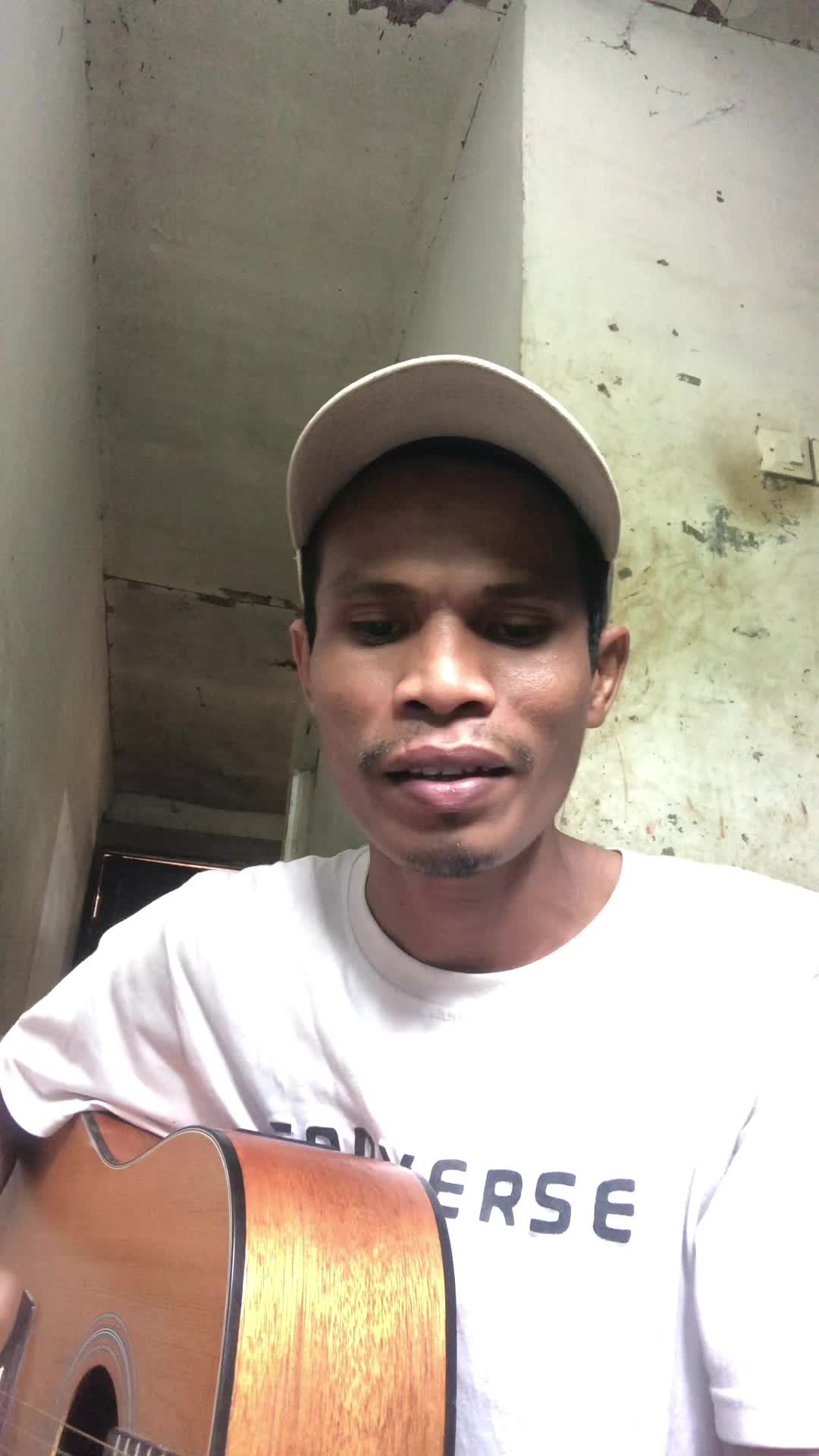 XFI2023 SOLO HENDRIYAN SARAGIH 33 TAHUN KOTA MEDAN KEISYA LEVRONKA-TAK PANTAS TERLUKA