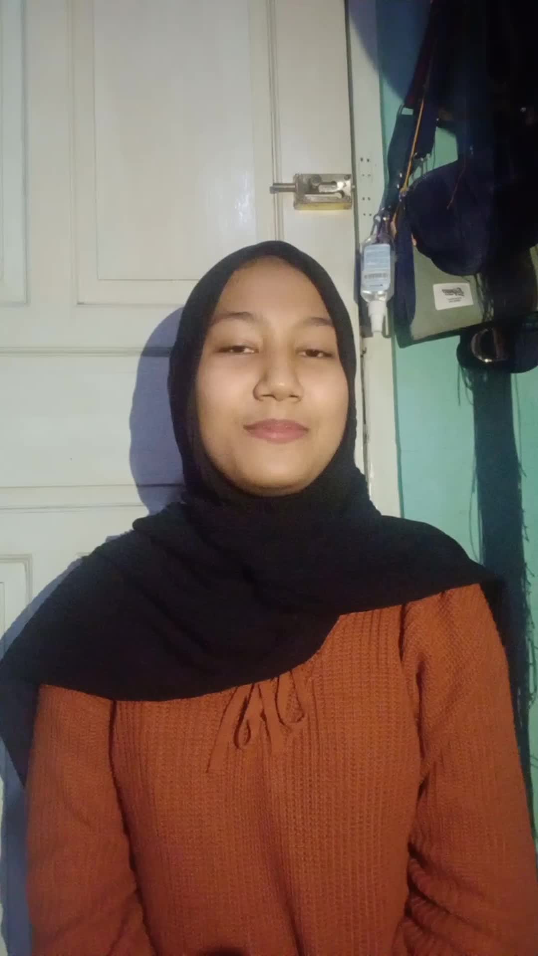 XFI|Solo|Najma Chairil|16|Depok|Risalah hati-Dewa 19|Celengan rindu-Fiersa Besari