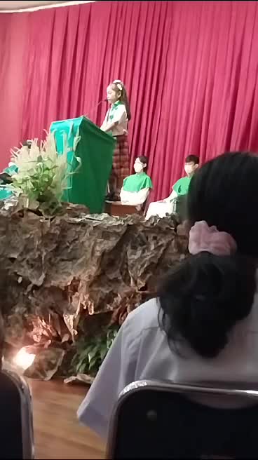 Pemazmur cilik teresa 8th, perlihatkan kepada kami kasih setiaMu ya Tuhan. ig@teresa_sylviliana, yt@Teresaofficial17
