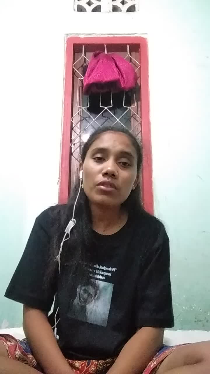 hallo..Nama saya Nis..saya berasal dari NTT khususnya kota Maumere,saya suka skali sama sintron ikatan Cinta..sekalian dehh ikut nyanyi..😇