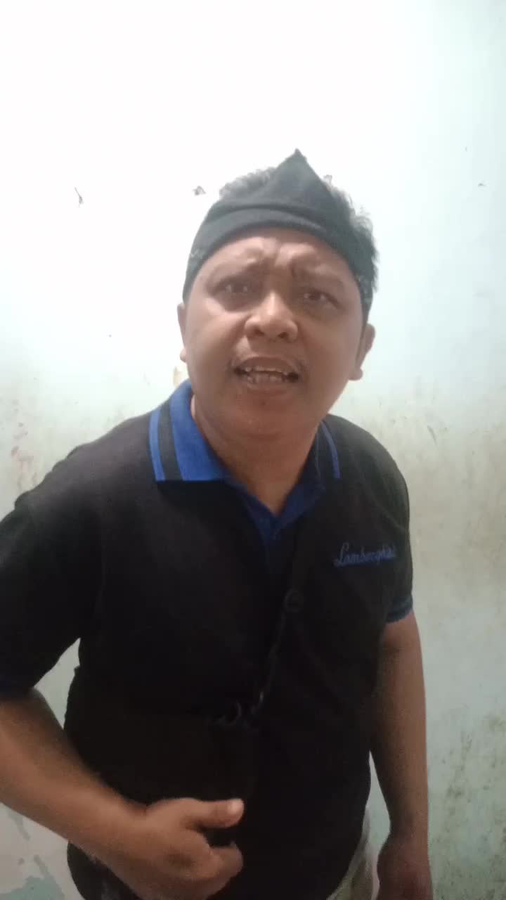 mau dismackdown dia...