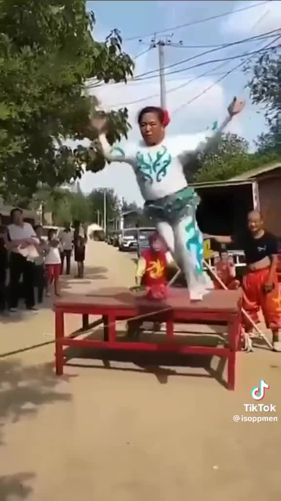 Kepalanya Ada Stabilizernya