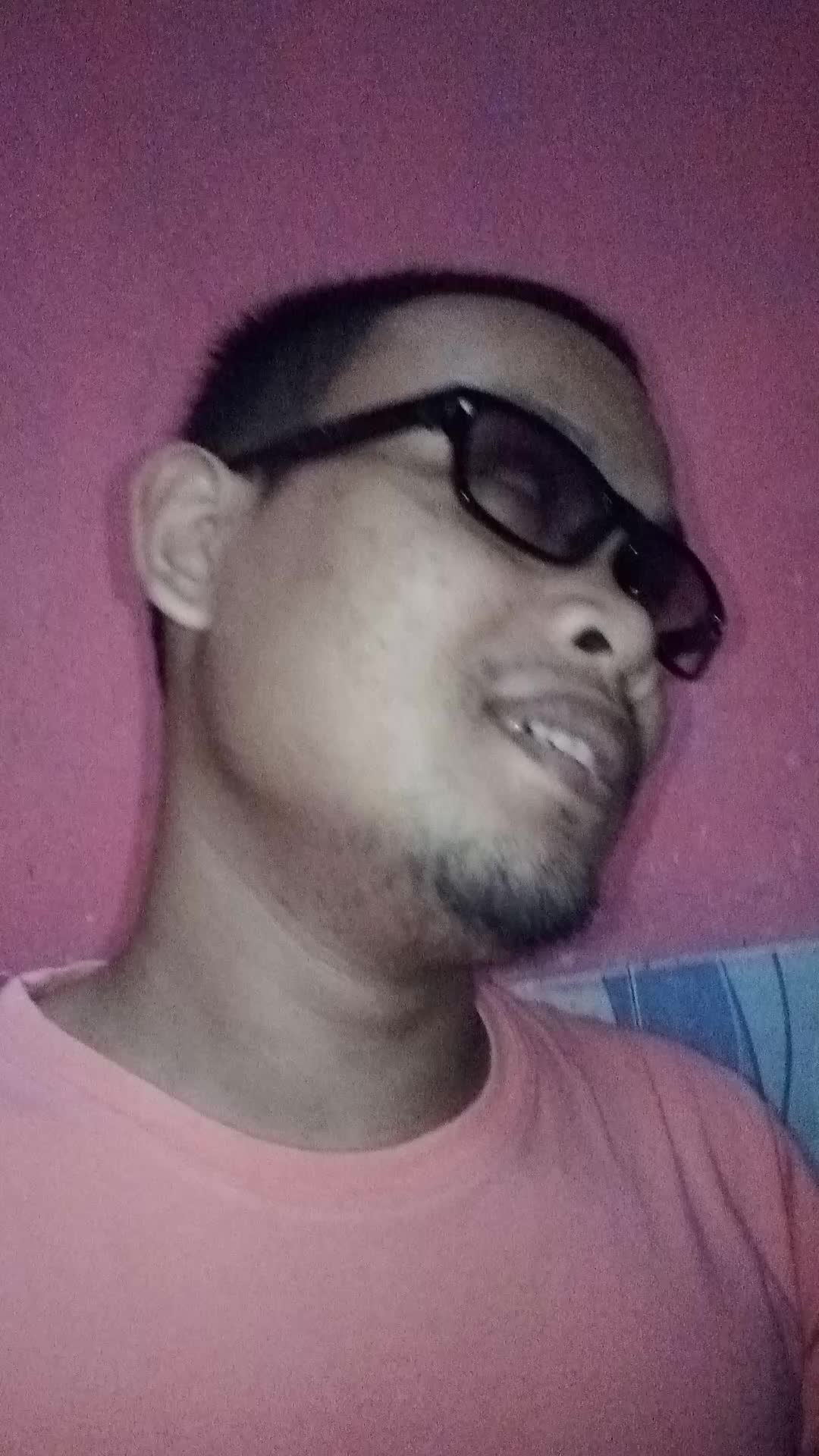KDI 2021 Yossi widirama 27 tahun berasal dari Bandung Jawa barat lagu Cinta bilang cinta ciptaan adibal Syahrul #OnlineAuditionKDI2021