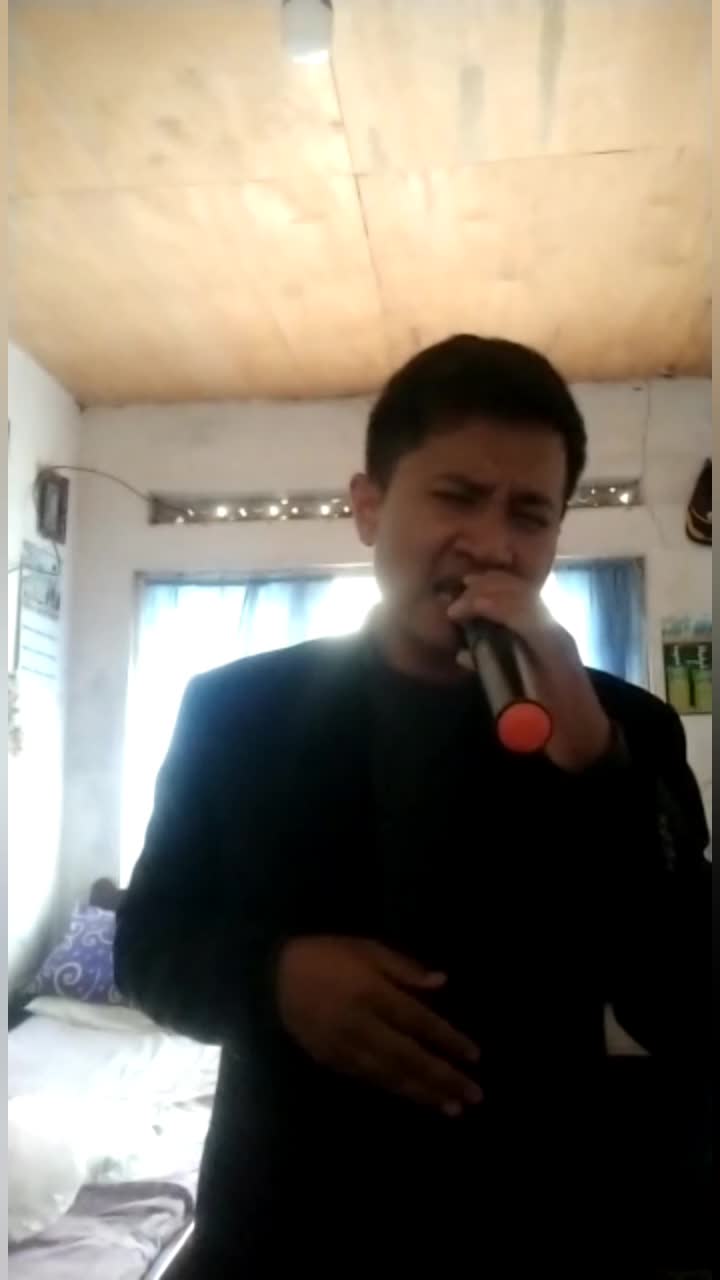 IDOL_XII M. Agus Trian Putra 26 Tahun Bukittinggi Belum Siap Kehilangan