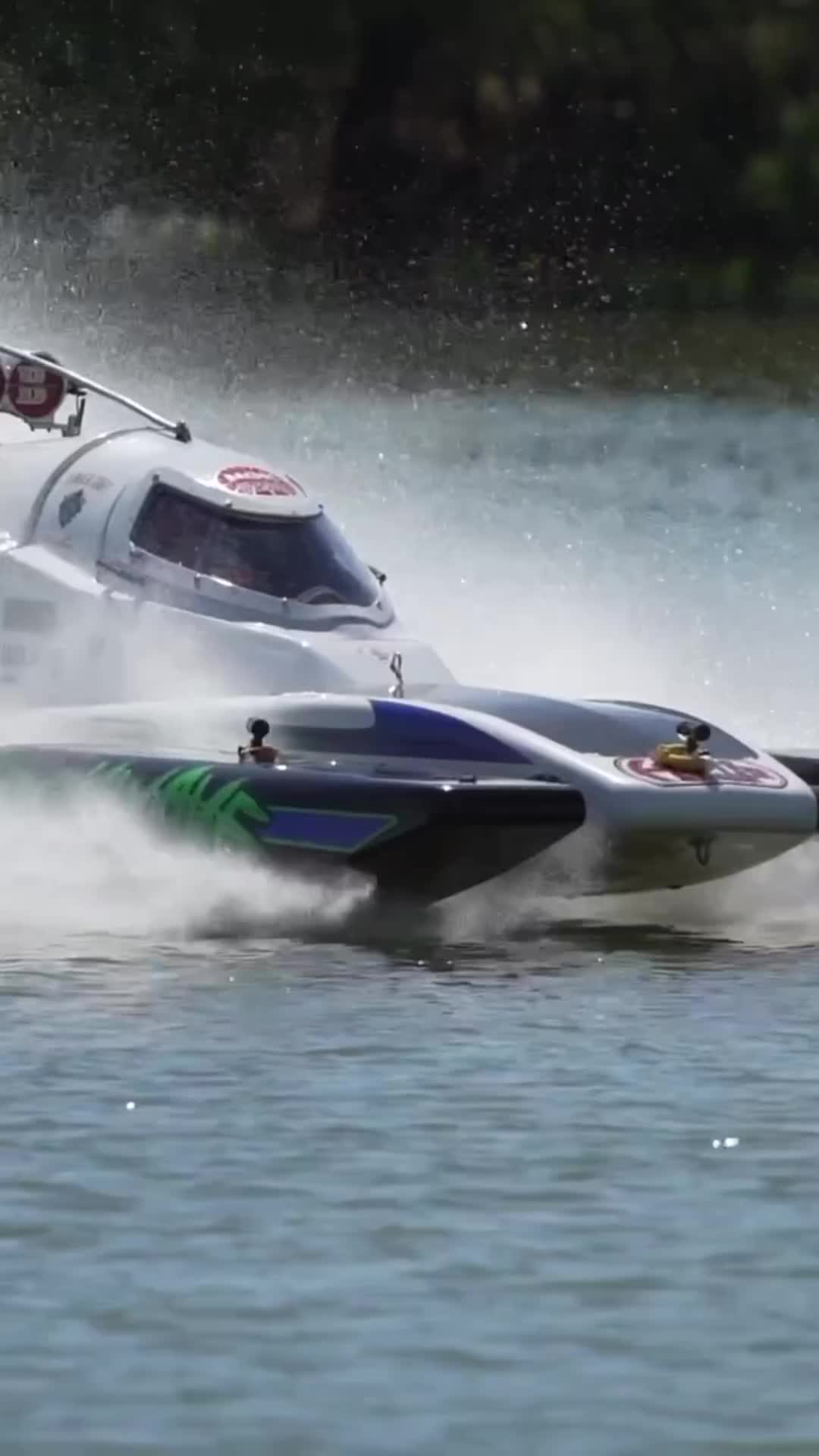 superboat
