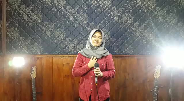 RHEYNAJWA AMARYLLA ISWANANDA 16 TAHUN_MUNGKIN HARI INI ESOK ATAU NANTI