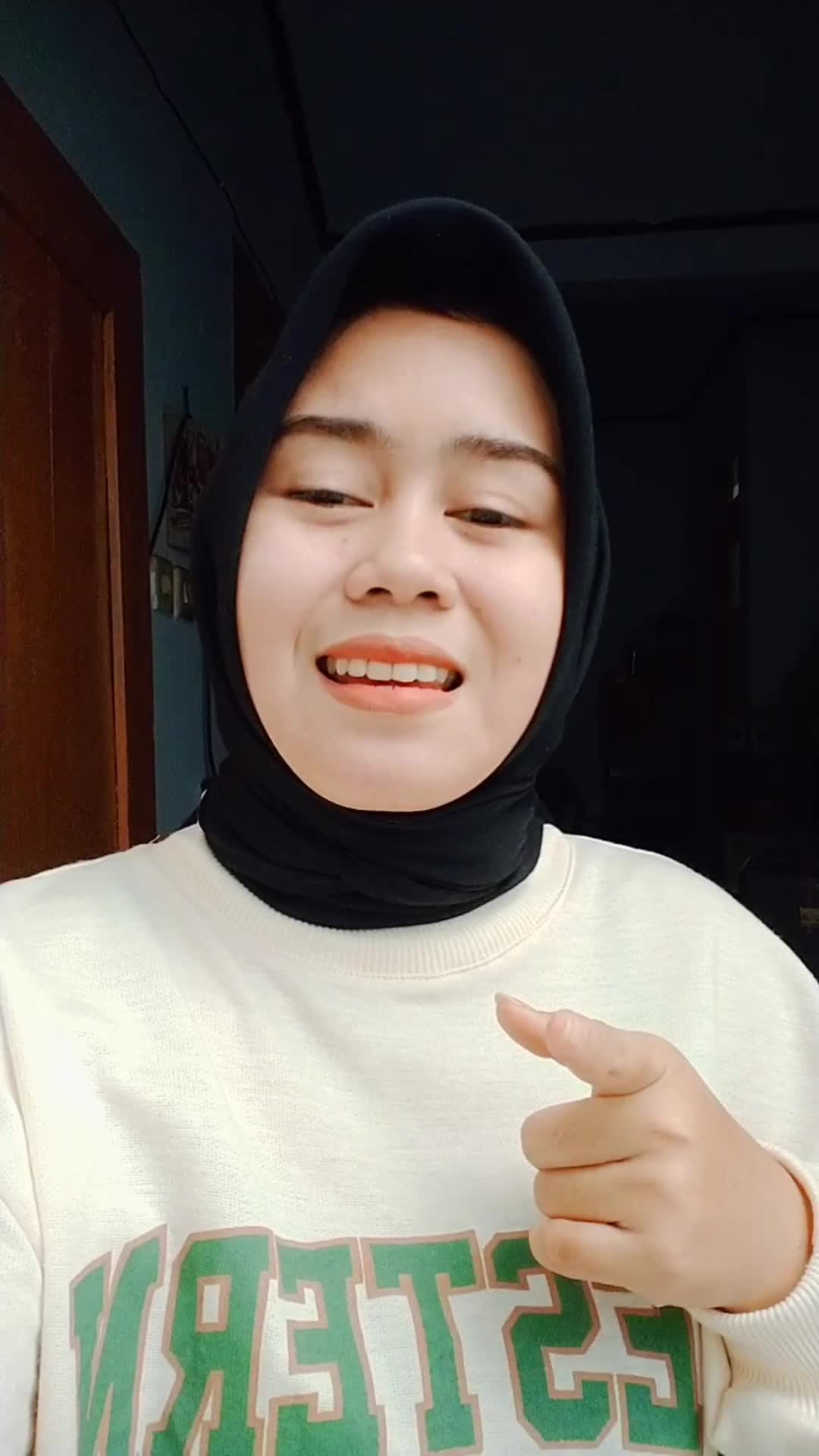 XFI2021 SOLO MELISA SAPUTRI 20THN TANGERANG Judul lagu Raisa-Jatuh Cinta & Lady Gaga-l Never Love Again