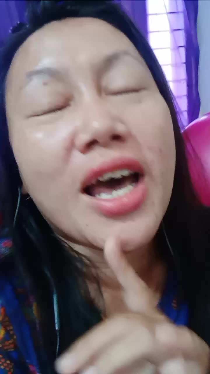 🙈🙈🤣🤣mau coba nyanyi idola cilik🙈🙈🙈 membuat diri bahagia sendiri.. akhirnya 🙈🙈🙈ampun  kaga nyampe 🤣🤣🌼🙏🌼🌼 thanks