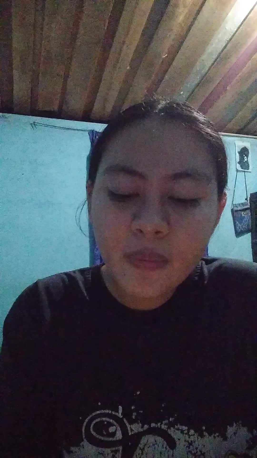 IDOL XII. linda Carolina. 20 TH . Pontianak kalbar.  celengan rindu. 