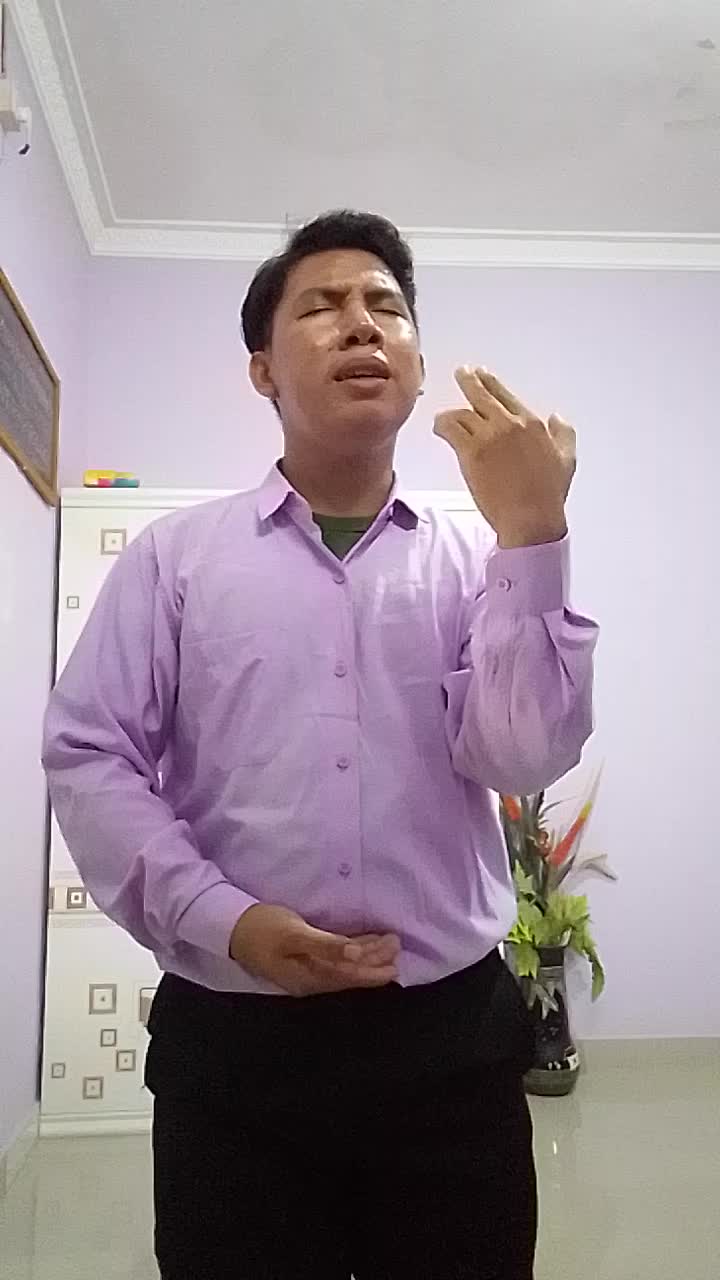 nama : Arjuna provinsi sulawesi barat kab. polman  usia: 19 tahun judul lagu: bunga surgawi 