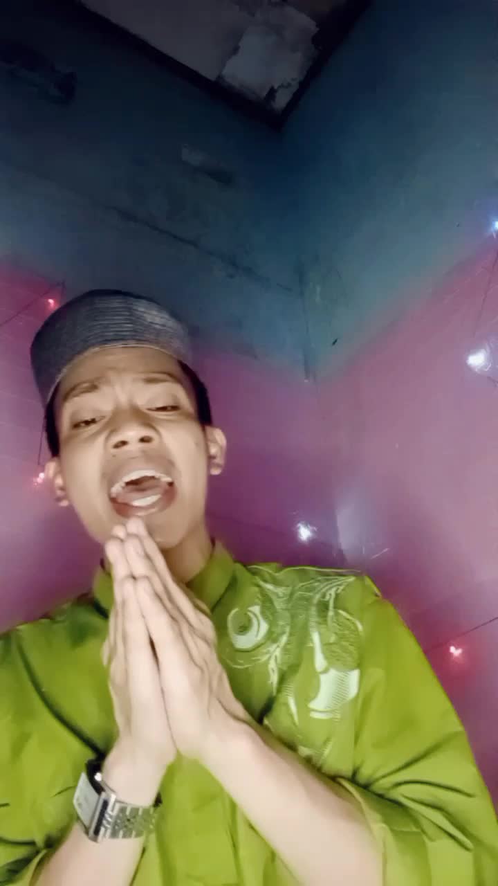 bisa jg yach ambil lagu ini. yg luar biasa susahx untuk ditaklukkan