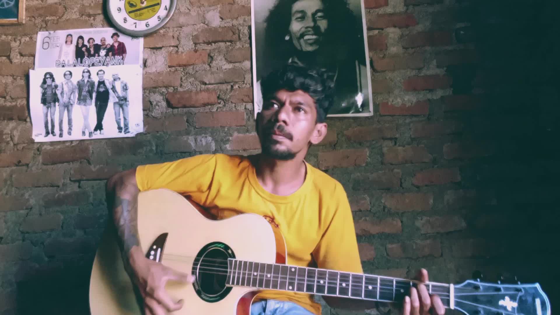 Broery Marantika-Biarlah bulan bicara