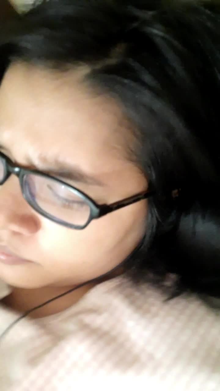 ngapain lu mesem2