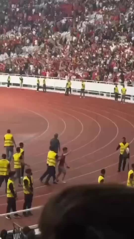 Abangnya Mental Baja
