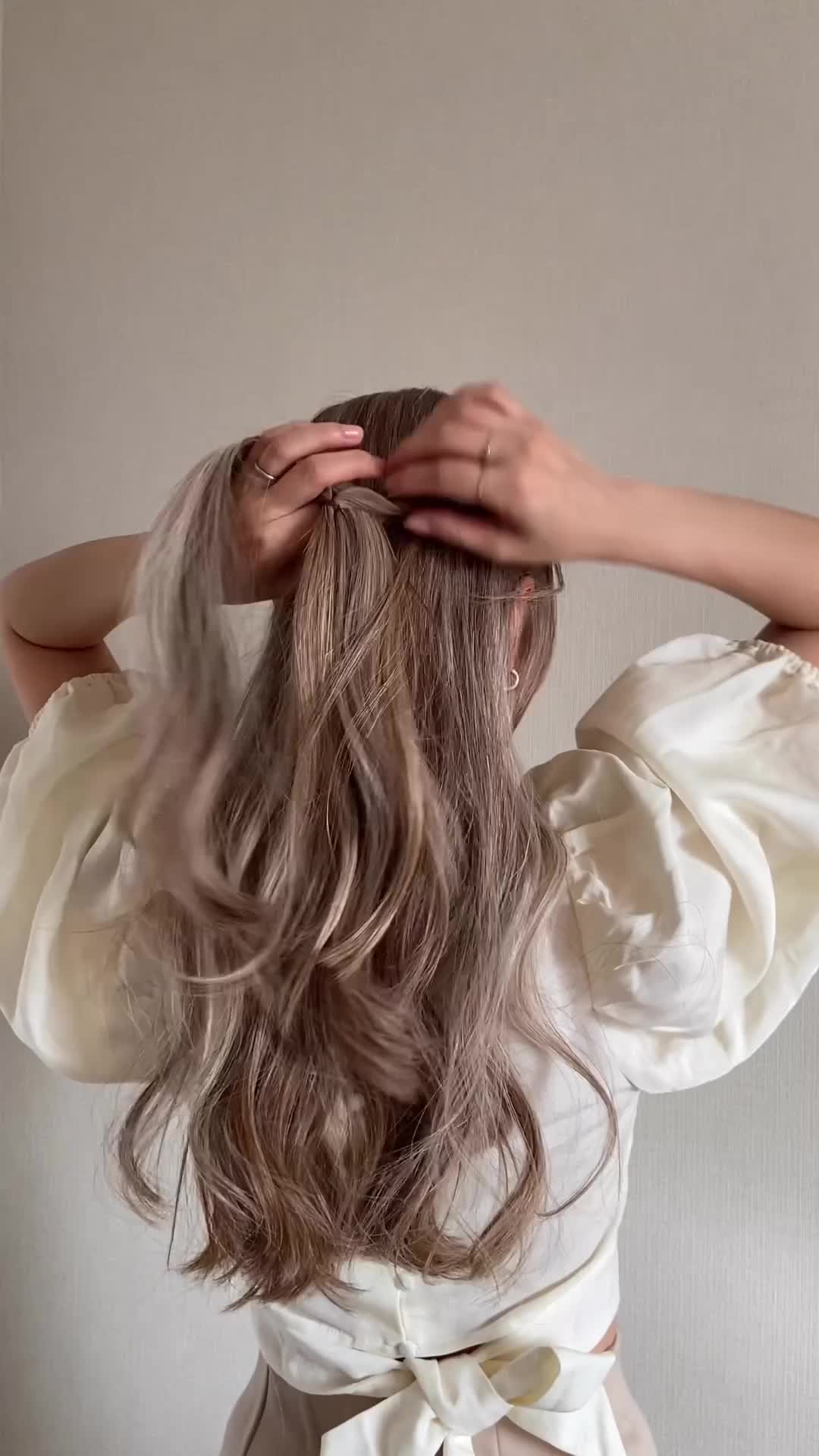 Inspirasi hairstyle half up