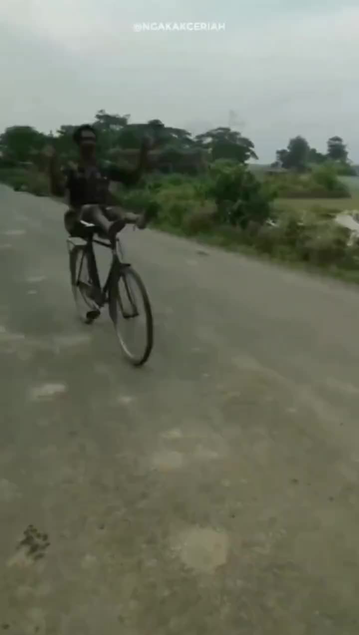Agak Ngilu Ya Jadinya