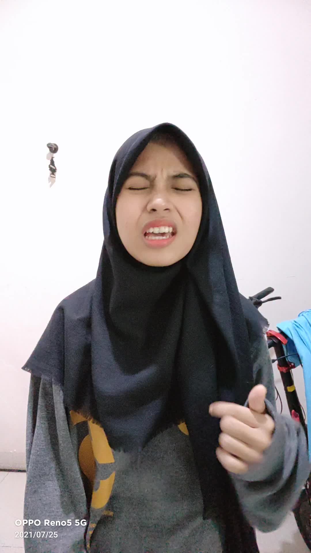 XFI2021_SOLO_Putri Auliya Wulandari_19_Bandar Lampung_Tak Sanggup Melupa (Ziva Magnolya) 