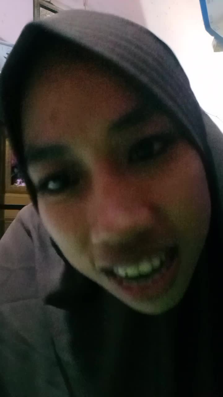 Dina marselina_ 25tahun_ Jakarta Utara _ yassirLana