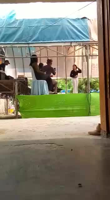 nama saya Desy puspitasari asal dari lampung tiktok saya @desyapollo52 ig@ desyapollo52