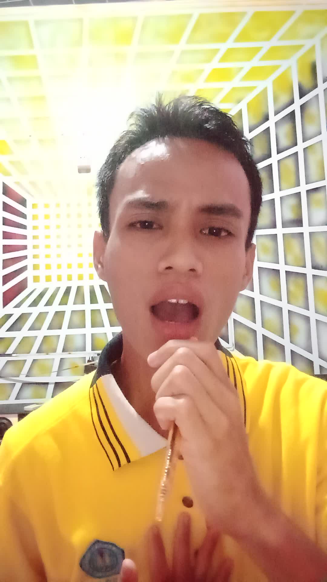 Kifli harun , 22 tahun ,asal kota gorontalo ,@cincin kepalsuan kdi 2021 