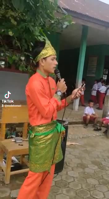 ORI, 29 THN  asal Riau 