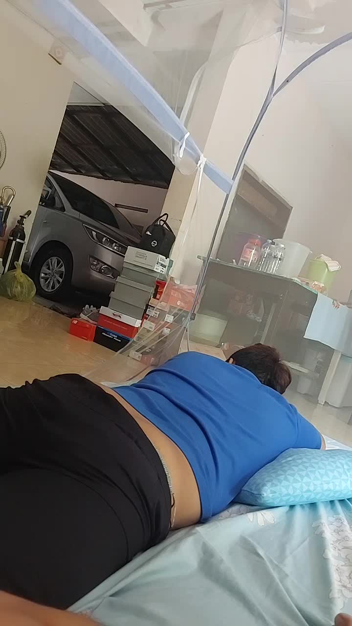 balapan tidur dan ibu balapan makan siapa yg menang baru d godok air langsung d minum kasihan kedai sepi tlng d bantu viralkan