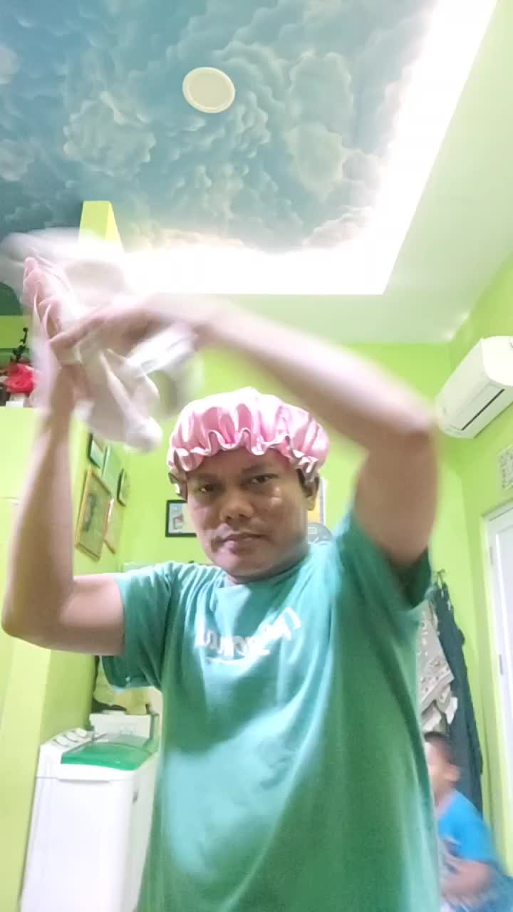 (Lw ngapain ke sini Vs emang sy anak bayi) di buang sayang toLong bantu Love vote foLow share komen thanks for watching