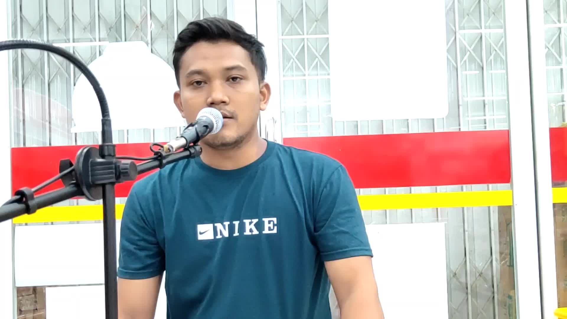XFI2021 SOLO Adhe Alamsyah Subang (Naif) Benci untuk mencinta,dan (Blackout) selalu ada