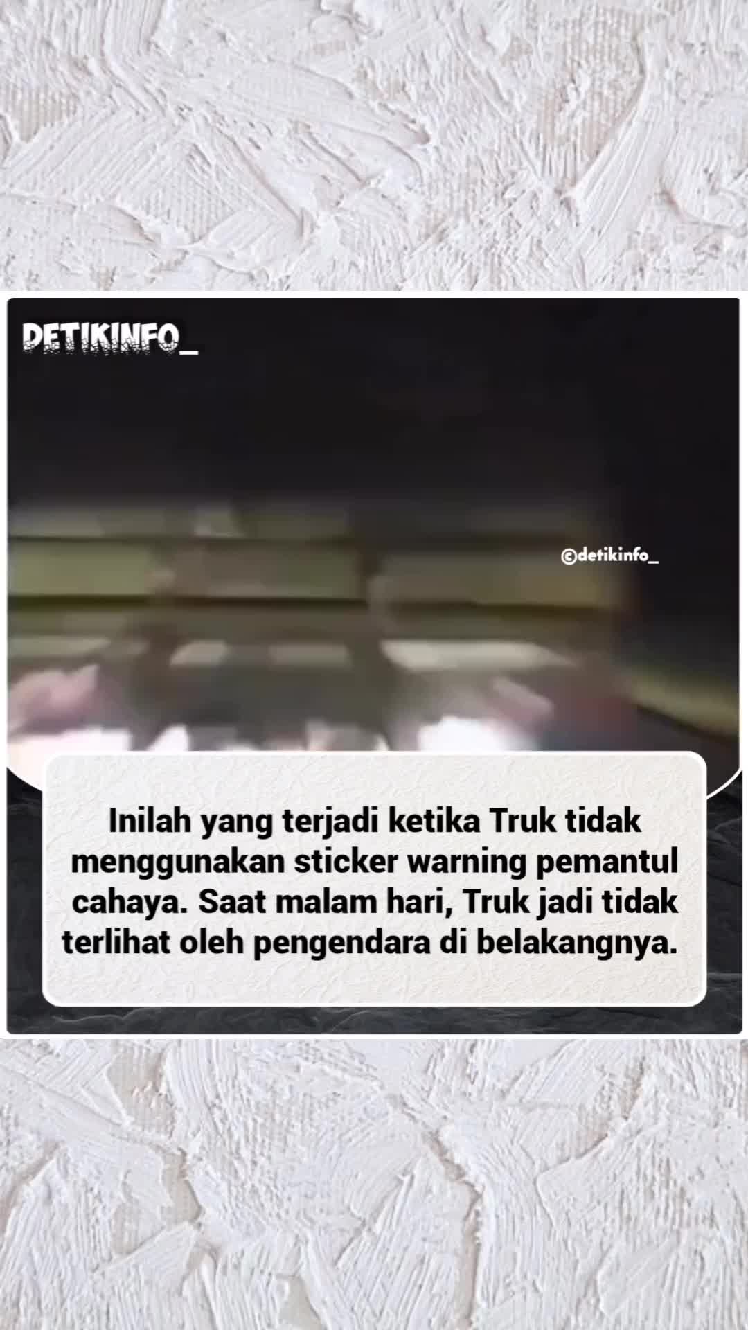 fungsi stiker di belakang truk