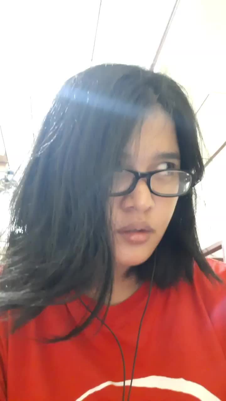 dari dulu aku bertahan