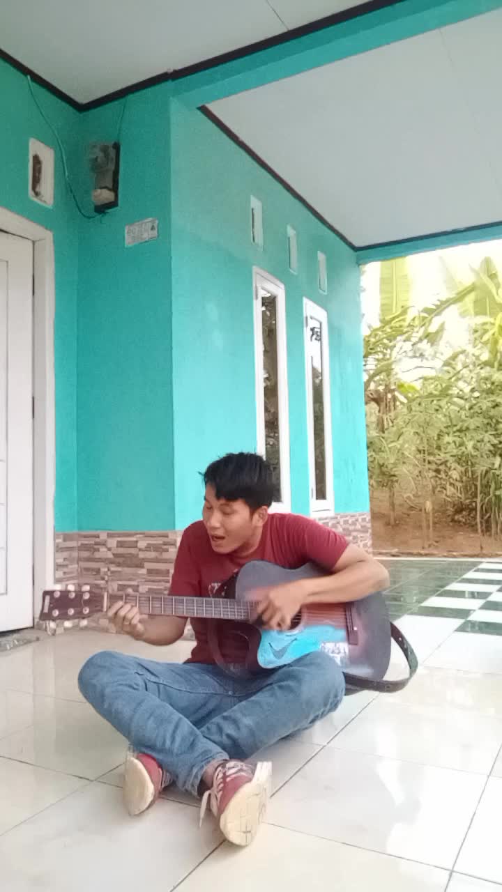 Nama: Muhamad Karmani Usia:22 Tahun Asal:Kota Rangkasbitung Lebak Banten