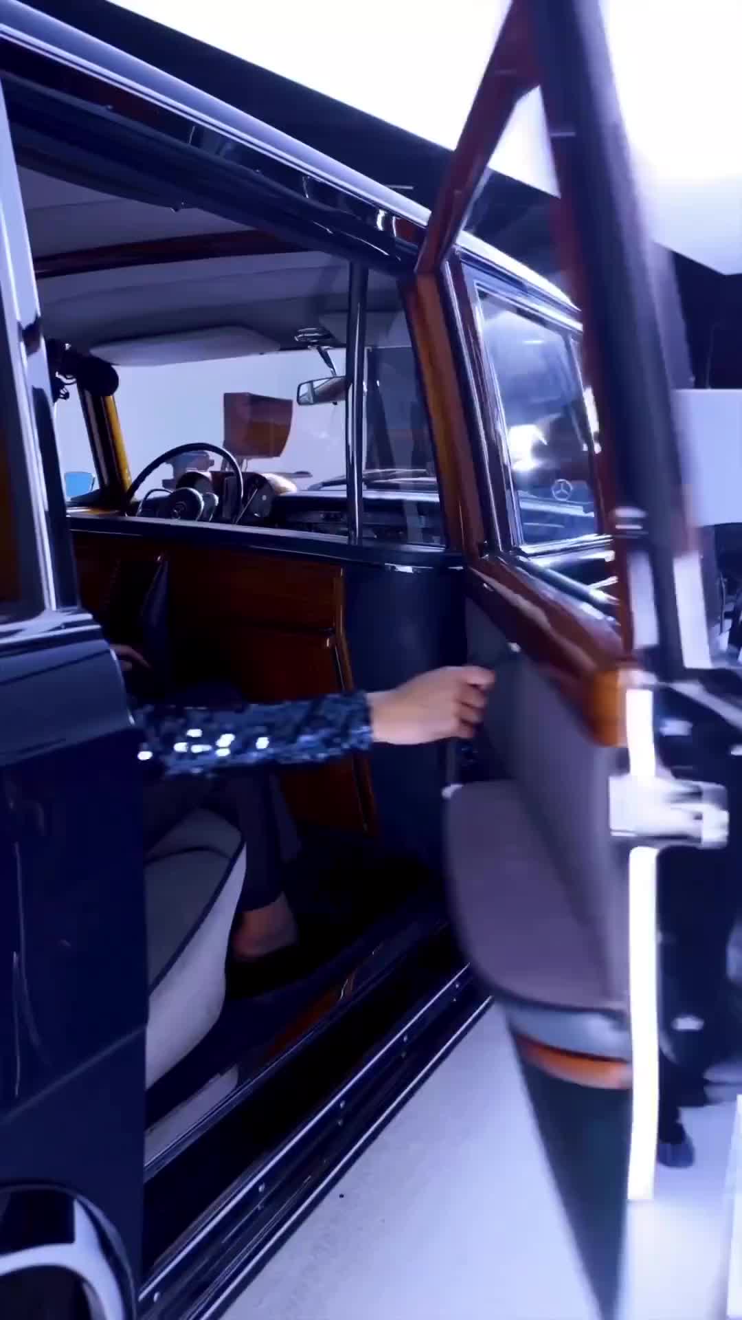 ASMR mercedesBenz600