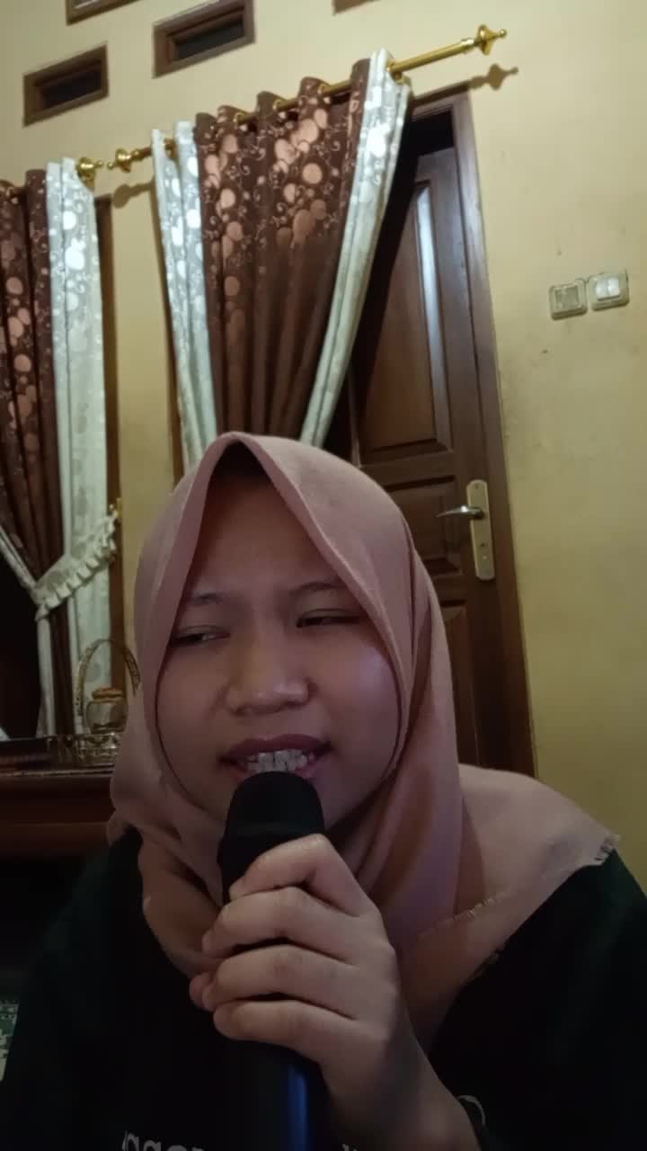 KDI 2021 Nama Anis asal Sumedang umur 19 tahun Judul Banyu langit #OnlineAuditionKDI2021