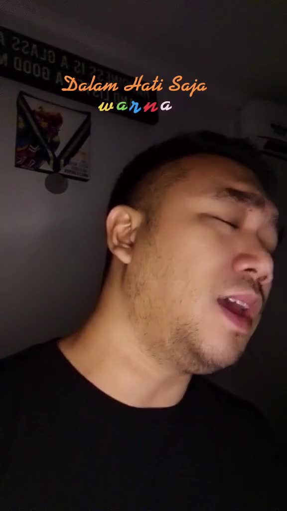 Dalam Hati Saja - Warna 
Rio (Cover)

Bantu like ya teman2.. video cover ini pernah di like lgsg oleh kk2 Warna dan di mention.. Terima Kasi