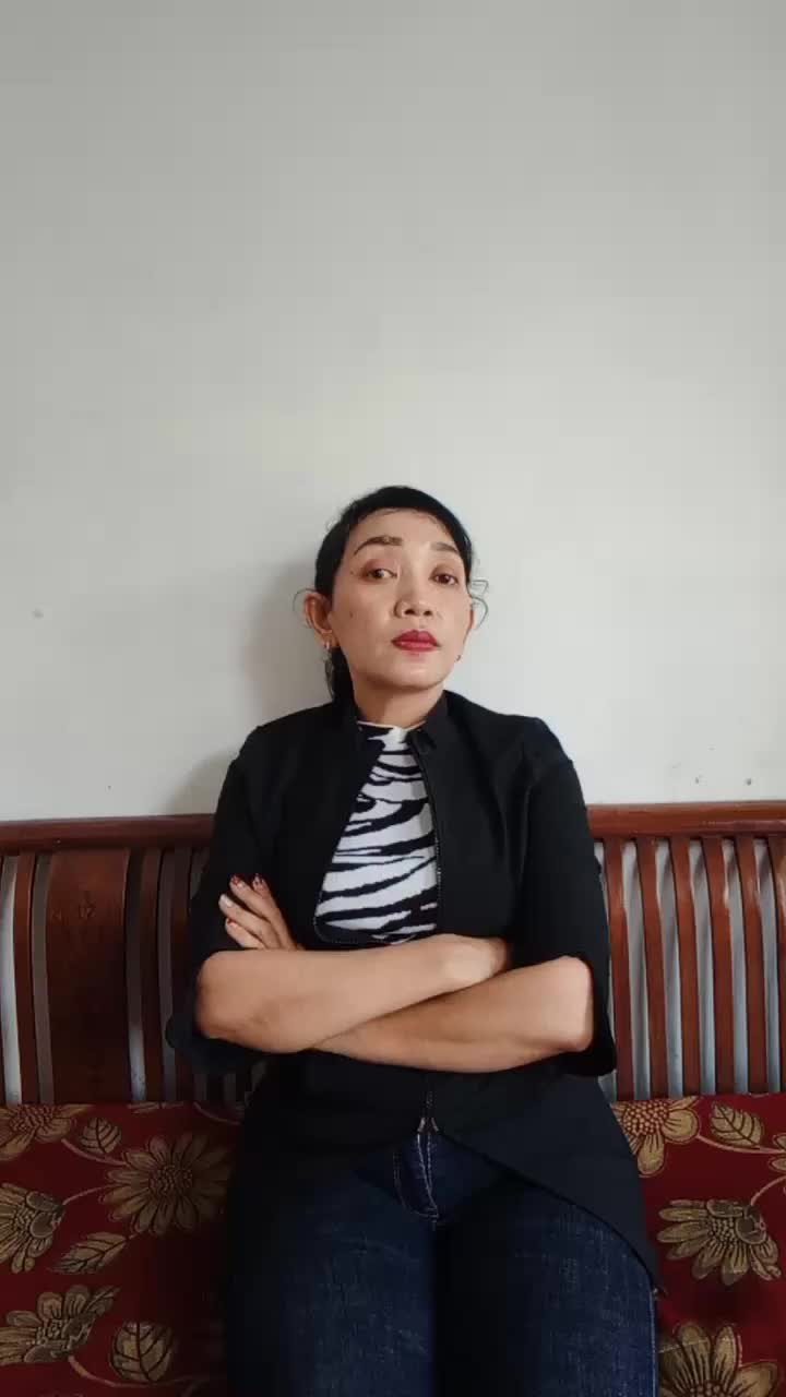 BIAR GA KEGATELAN