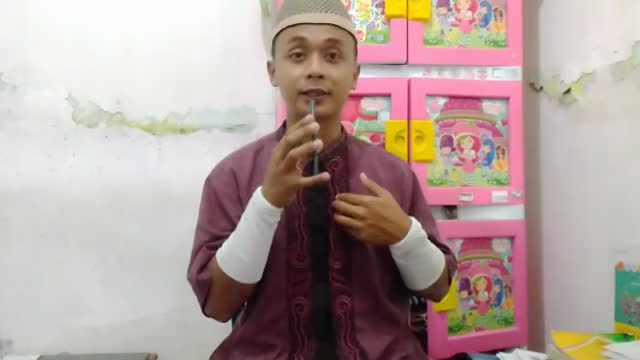 Nama: Muhammad Lukman Usia: 27 Tahun Asal: Bumiayu Brebes Judul lagu: Gigi Dosa Ini #VoiceOfRamadanGTV