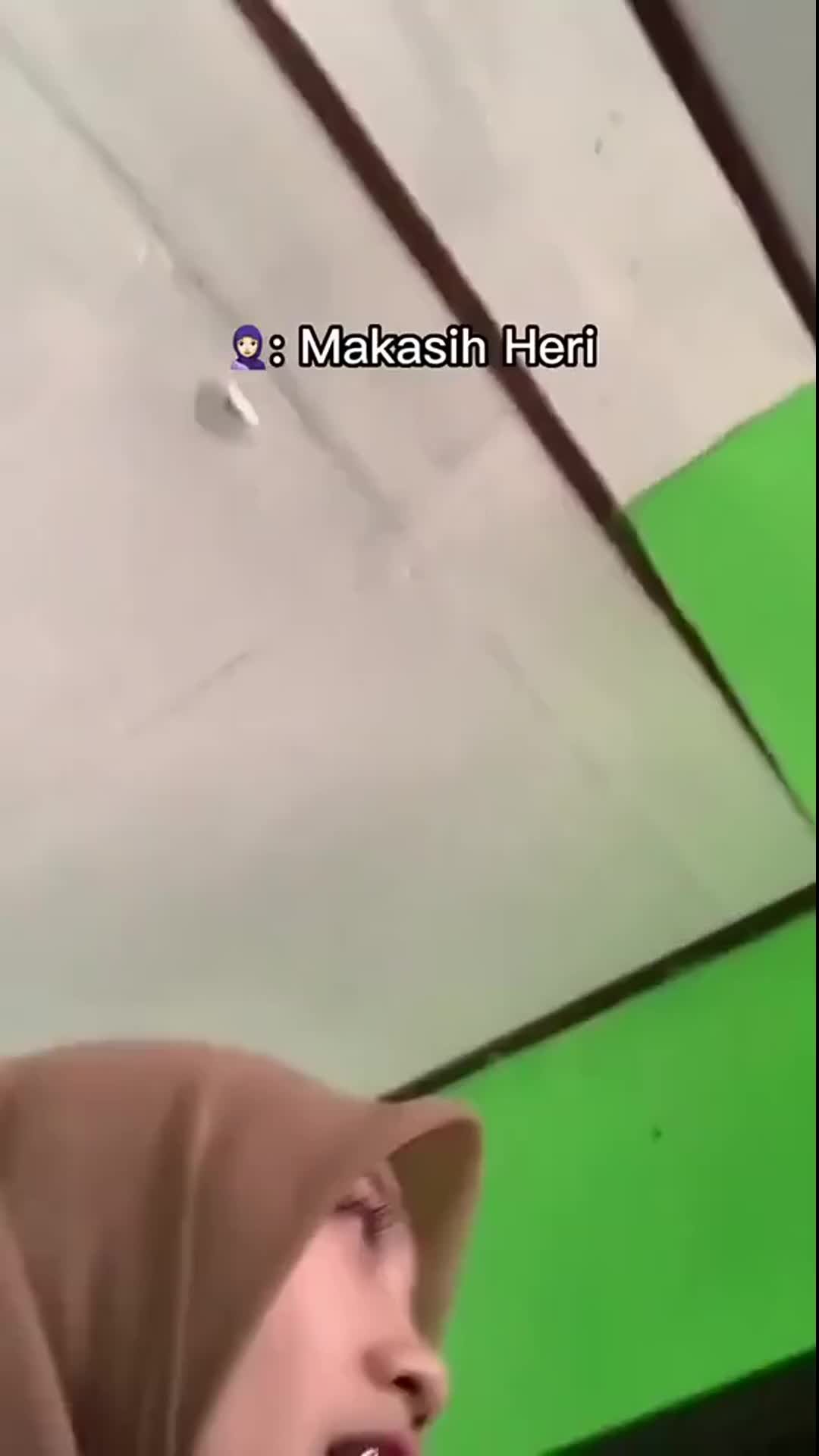 Heri meresahkan nih heri