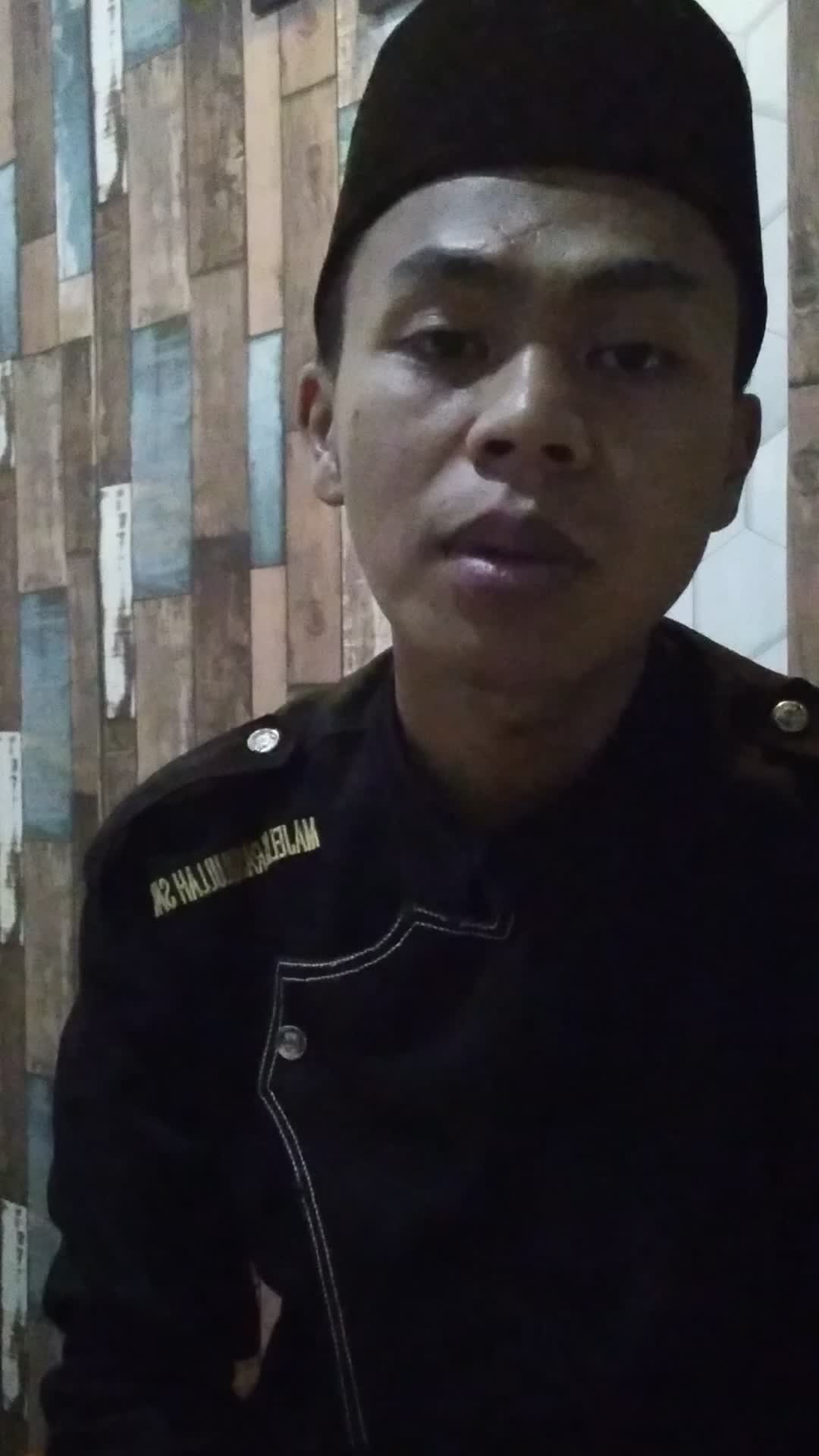 berkat solawat hiduppun nikmat, nama : aziz, umur : 27, asal : banjarnegara, judul lagu : solatulloh ala thohal yamani & habibi ya nurol ain