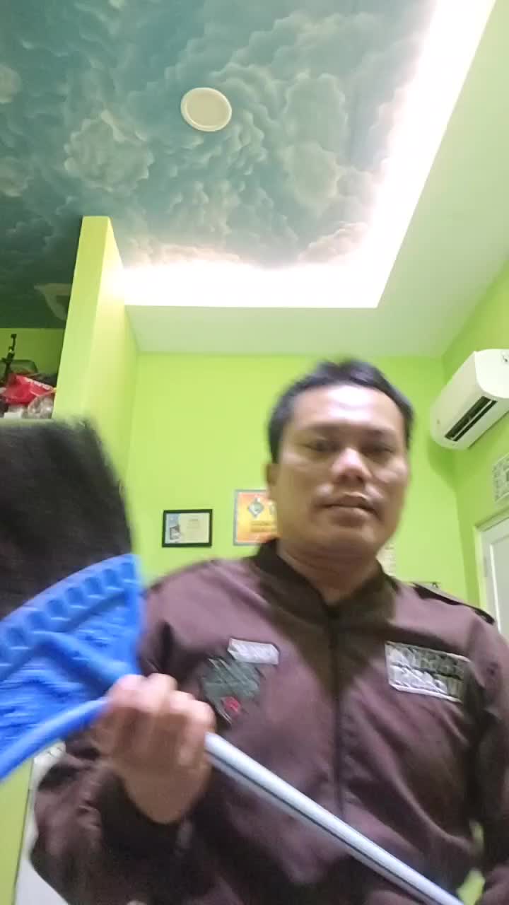 (Nyanyi bareng nyok) di buang sayang toLong bantu Love vote foLow share komen thanks for watching