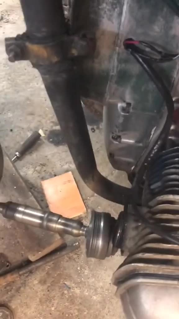 motor penggerak roda depan