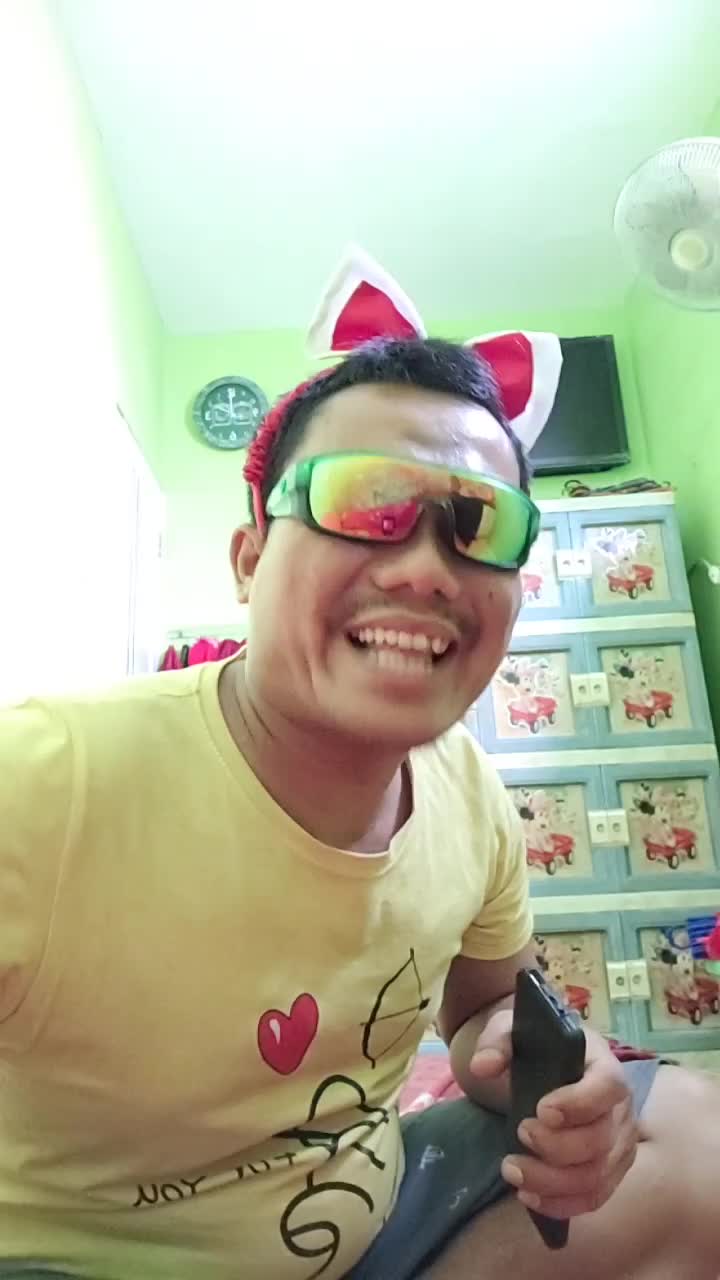 (Uang buLanan) di buang sayang toLong bantu Love vote foLow share komen thanks for watching