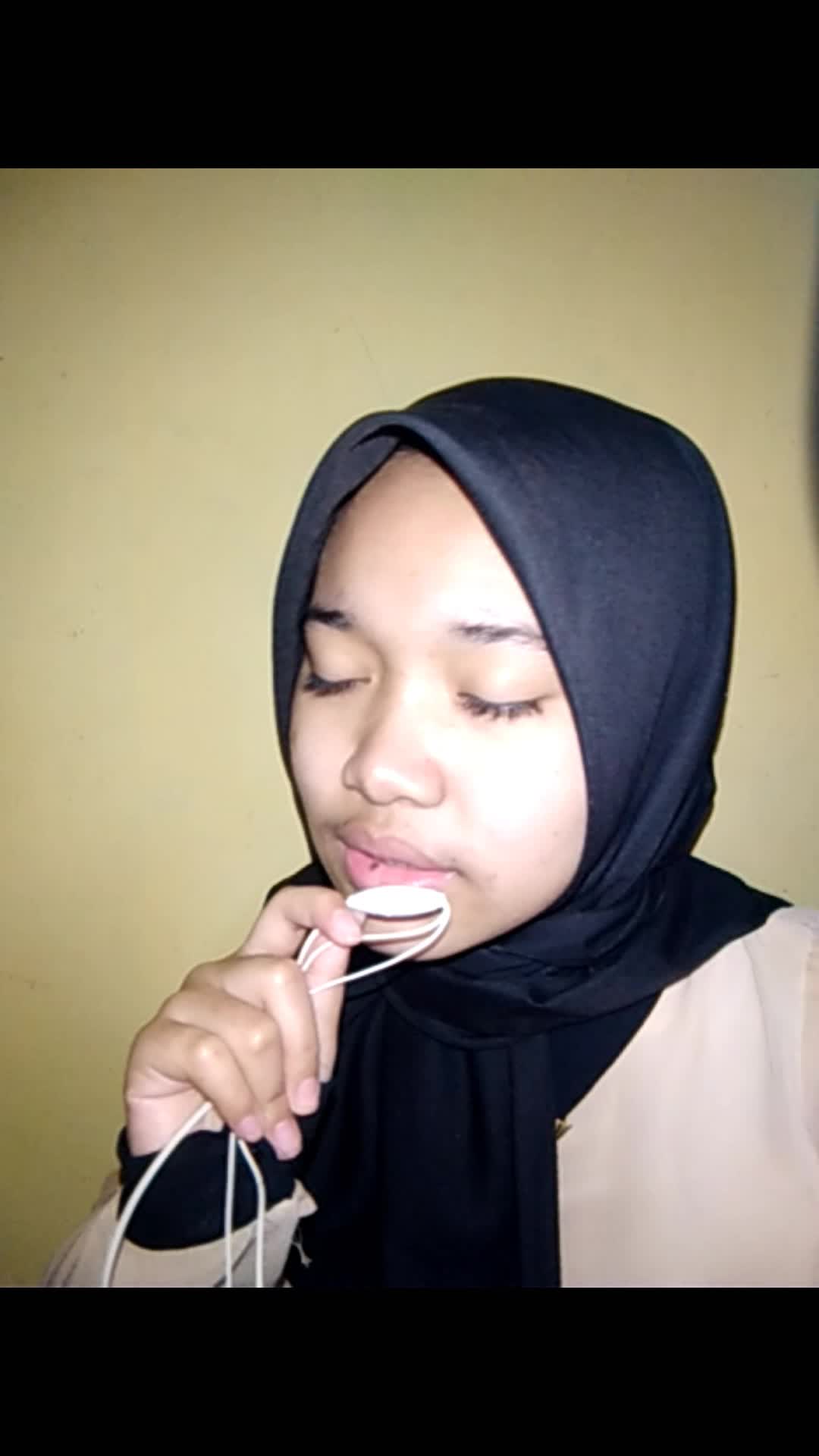 XFI2021 SOLO LASTWI HAMIDAH SALSABILA 18 TAHUN KAB.BANDUNG DULU KITA MASIH REMAJA & IT WILL RAIN