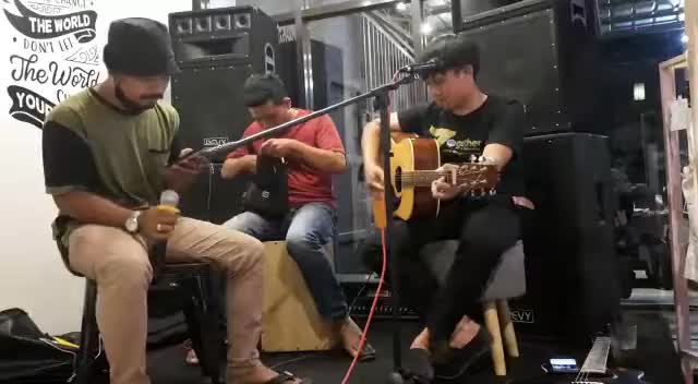 TINBS nama saya Muslih marllon, tinggal di Cilacap, umur 27thn judul lagu aku merindu motivasi ingin wujudkan impian alharhum ibu #TINBS