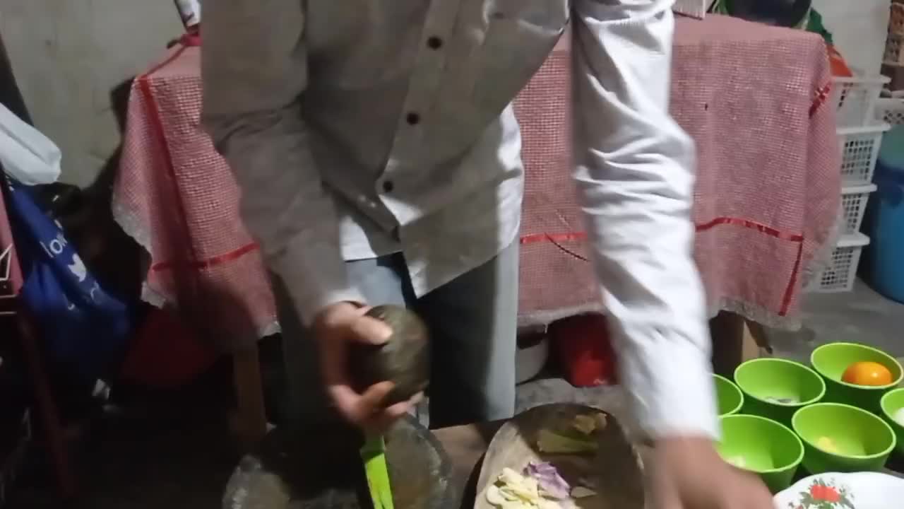 Dandi Saputra (22 Tahun) - Ikan Mujair Bumbu Kuning dengan Nasi Liwet dan Acar-Palembang-Video Audisi Online Masterchef Indonesia Season 9.