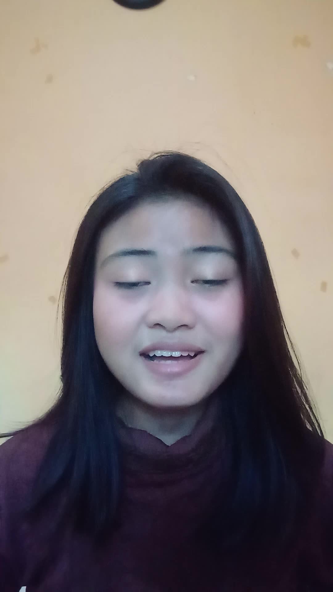 IDOL_XII AGISTA ADRICO AURA PUTRI 19 TAHUN ASAL KOTA BEKASI JUDUL LAGU ITS ONLY ME 