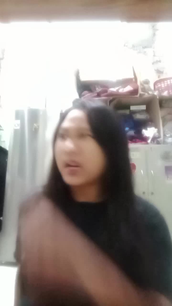 mood swing cewe🤣